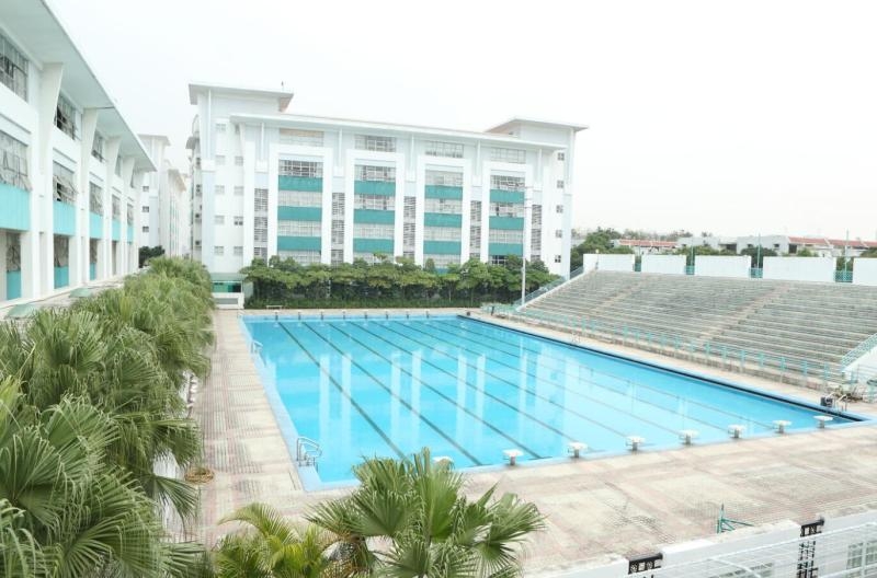 祈福英语实验学校游泳馆