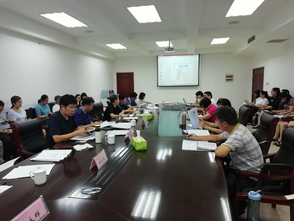 潍坊职业学院召开院级高水平专业群建设方案论证会