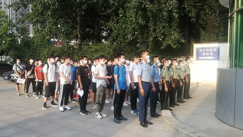 潍坊职业学院组织征兵体检