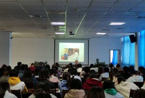 绵阳师范学院举行2020天府书展雀儿山高度—其美多吉的故事阅读分享会