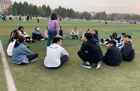 商学院开展心理健康教育宣传周系列活动