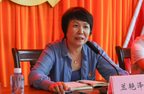 兰艳泽校长率队赴沙田村开展脱贫攻坚调研