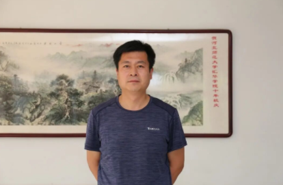 李振国