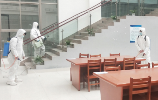 南阳师范学院全面开展校园环境消杀工作