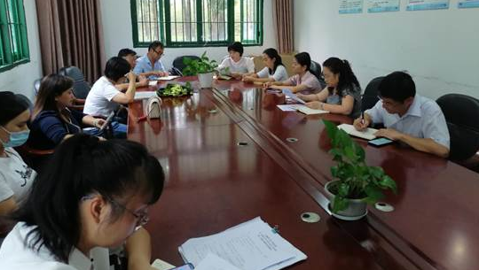 黔南民族职业技术学院思政部组织教师学习习近平总书记重要文章